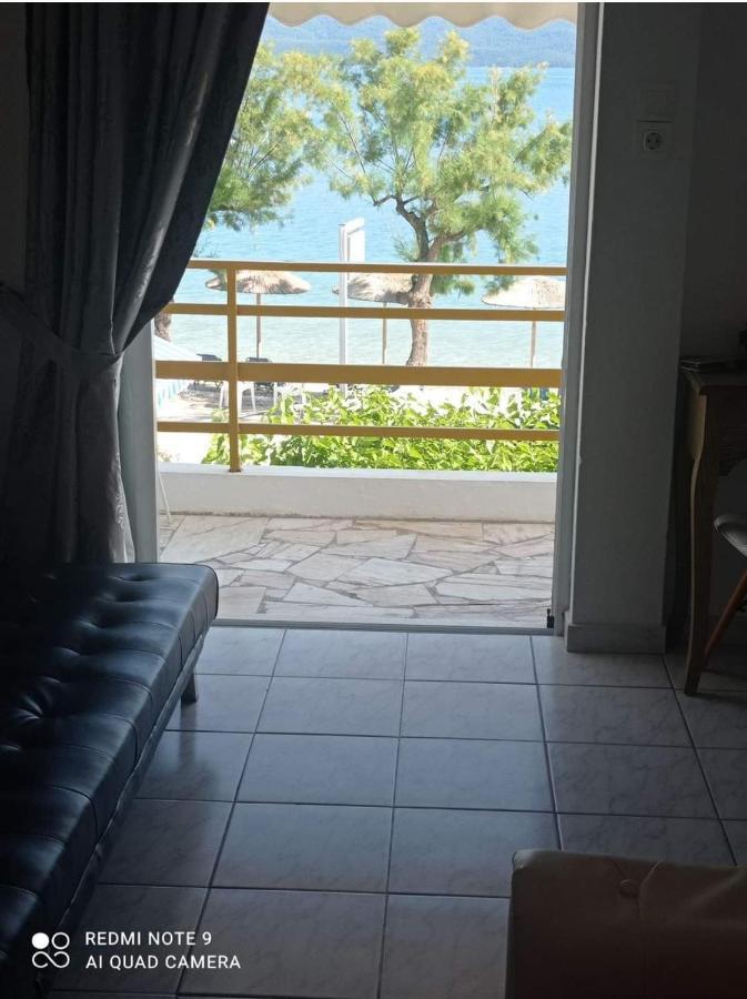 Blu Apartment Glifa  Bagian luar foto
