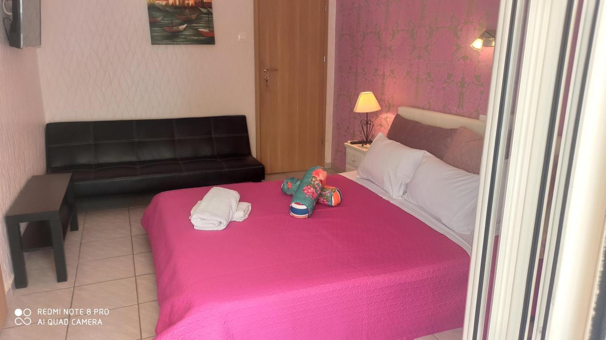 Blu Apartment Glifa  Bagian luar foto