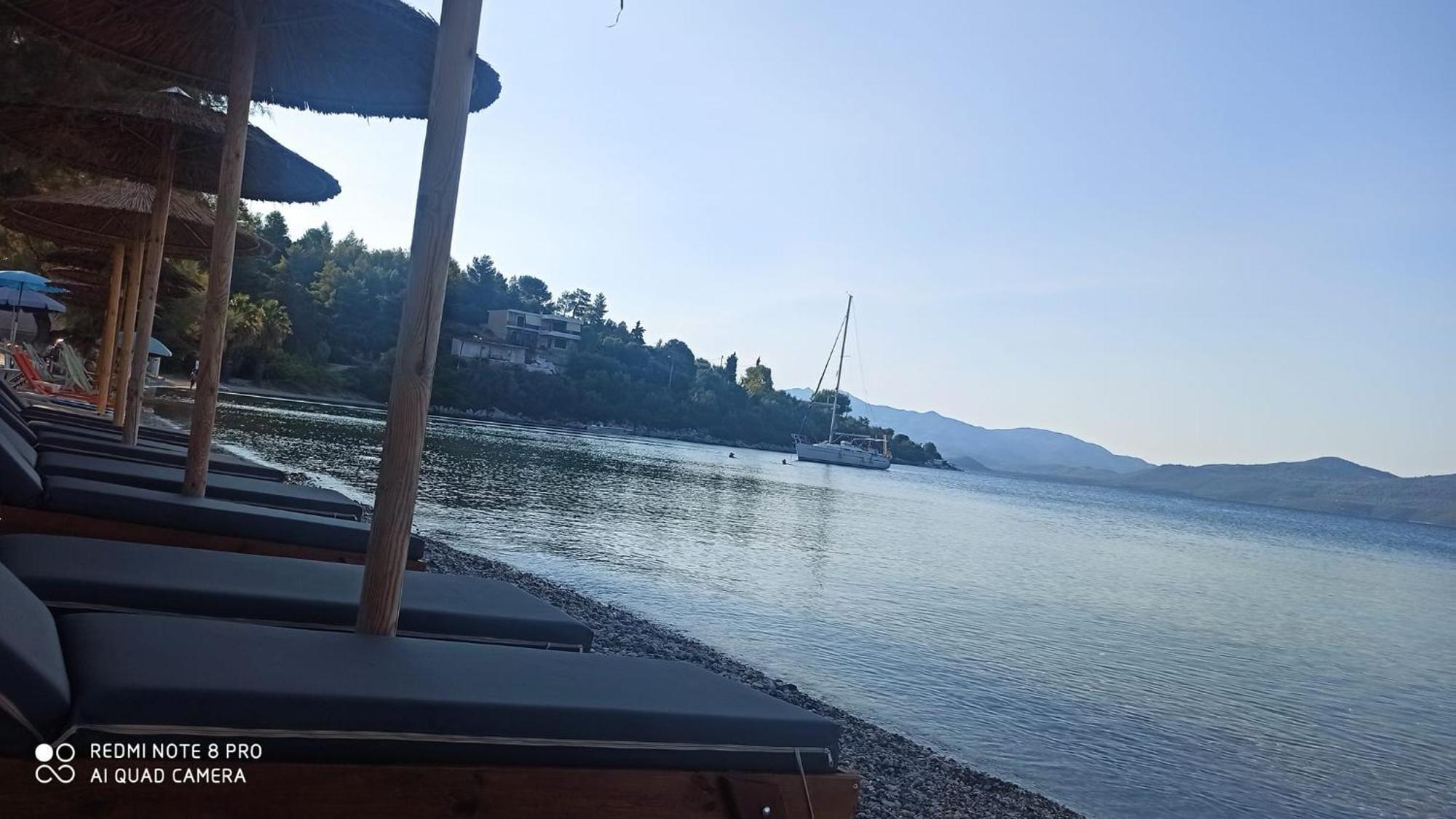 Blu Apartment Glifa  Bagian luar foto