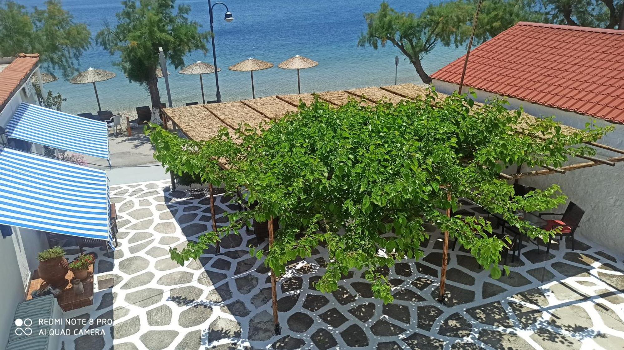 Blu Apartment Glifa  Bagian luar foto