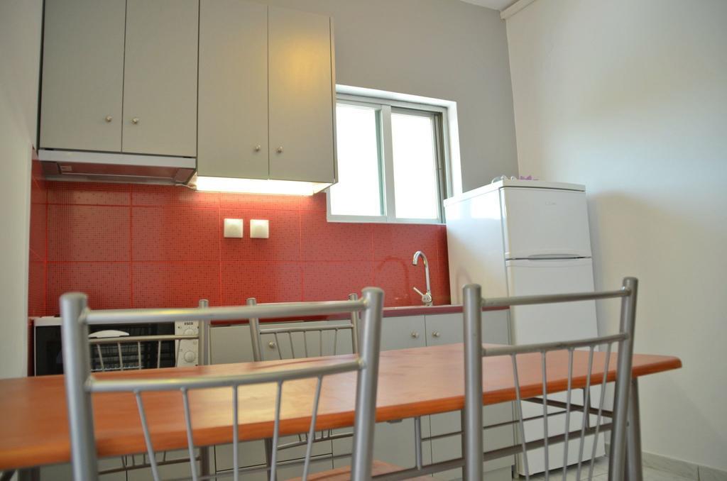 Blu Apartment Glifa  Bagian luar foto