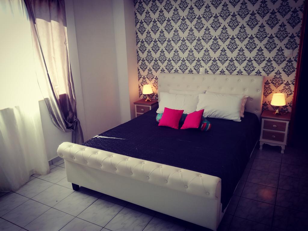 Blu Apartment Glifa  Bagian luar foto